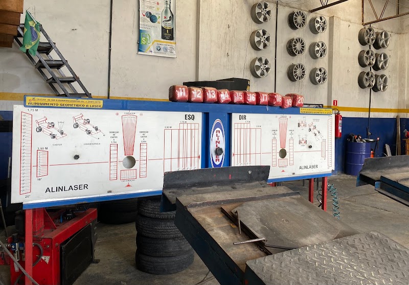 AUTO CENTER - BORRACHARIA