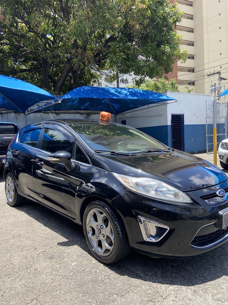 Sr. Carro - Dionísio Torres | Lava Jato em Fortaleza