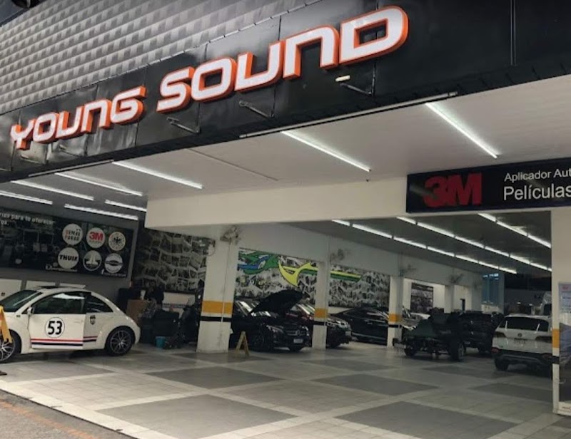 Young Sound - Loja Automotiva