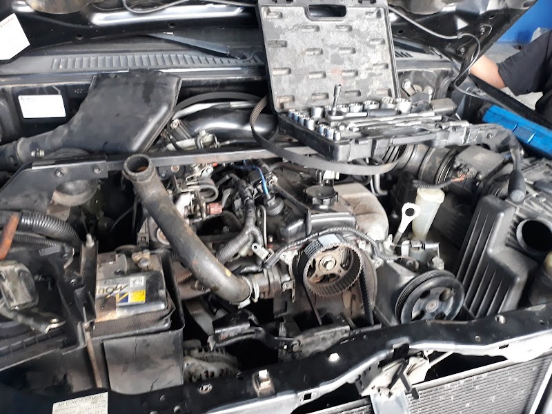 Centro Automotivo Irmãos Romeiro